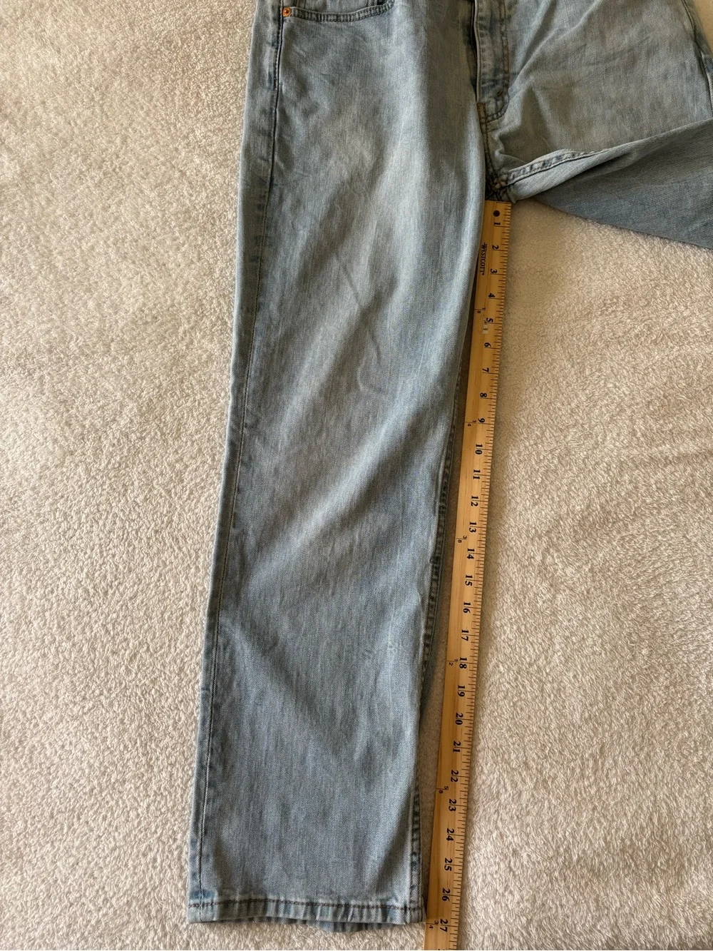 Levi’s Men's Straight-Leg Jeans in Wash Light Blue